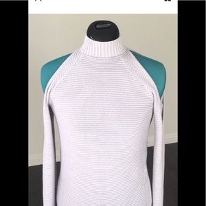 Lovers and Friends Cold Open Shoulder Sweater XS